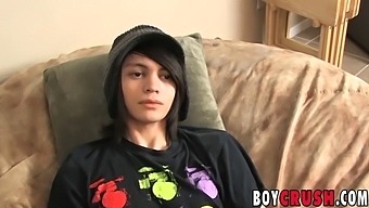 Twink'S Big Cock Gets Anal Play In High Definition